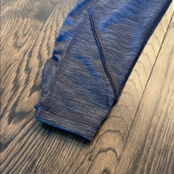 Lululemon yoga pants size 6 - Picture 5 of 11